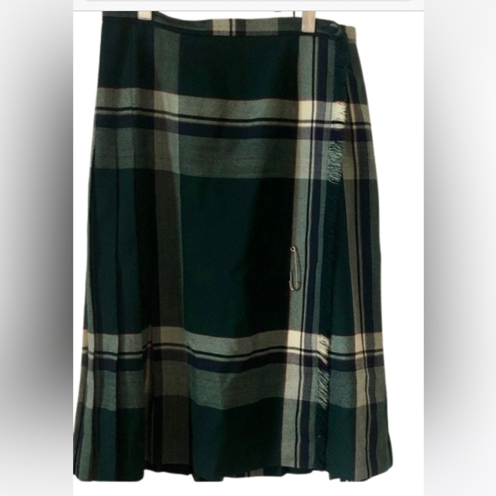 Vintage Wool Green and Navy Plaid Tartan Wrap Skirt Kilt